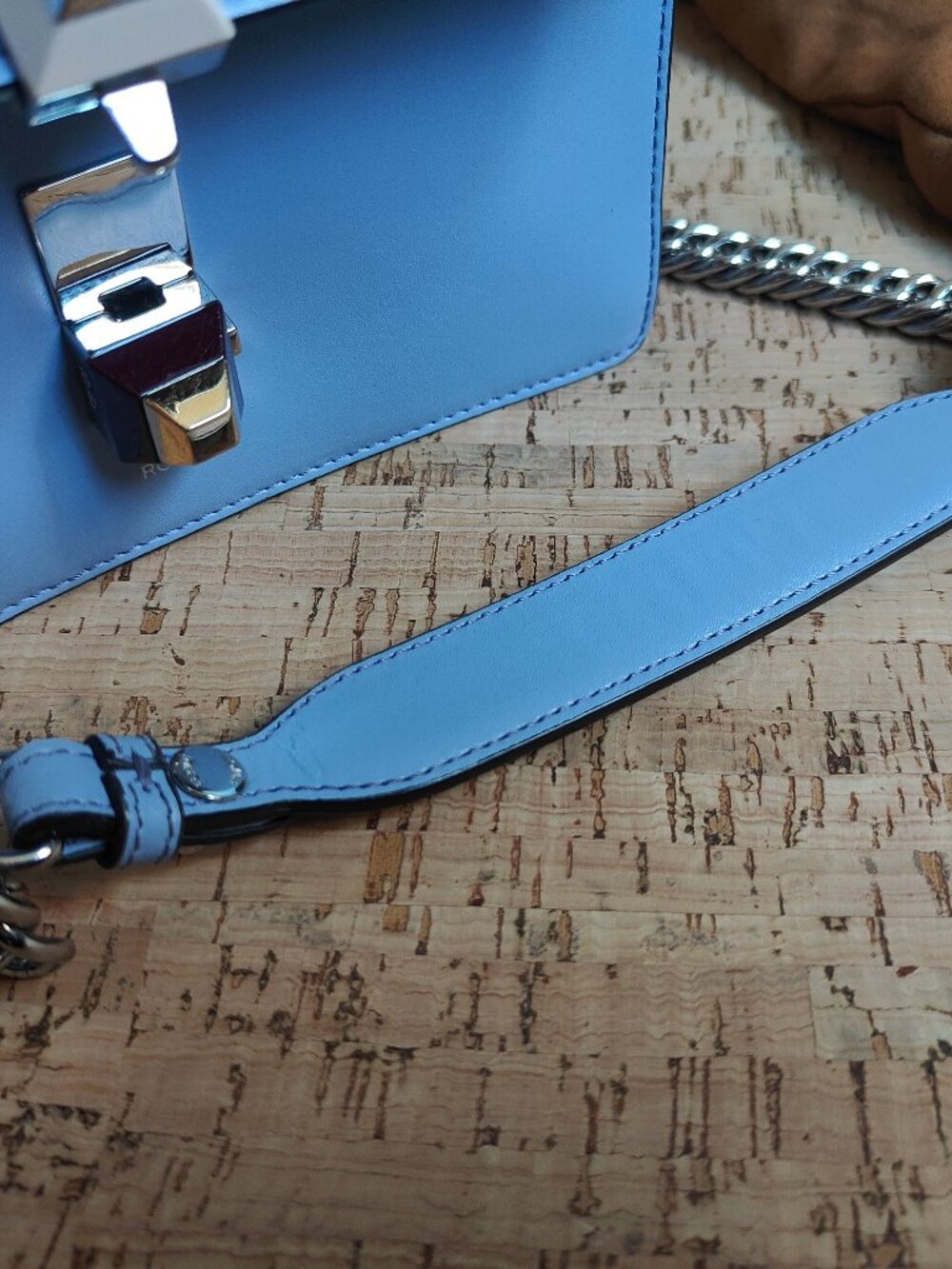 Fendi Kan I light blue shoulder purse - Picture 5 of 14